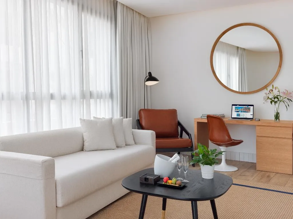 JUNIOR SUITE PREMIUM Room, H10 Atlantic Sunset Horizons Collection, Tenerife