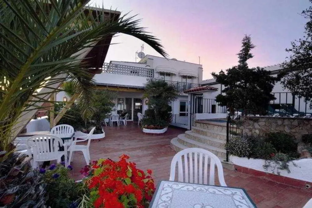 Terrace, Ninays, Costa Brava