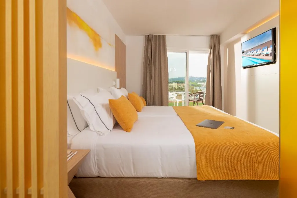 SINGLE STANDARD Room, L'Azure Hotel, Costa Brava