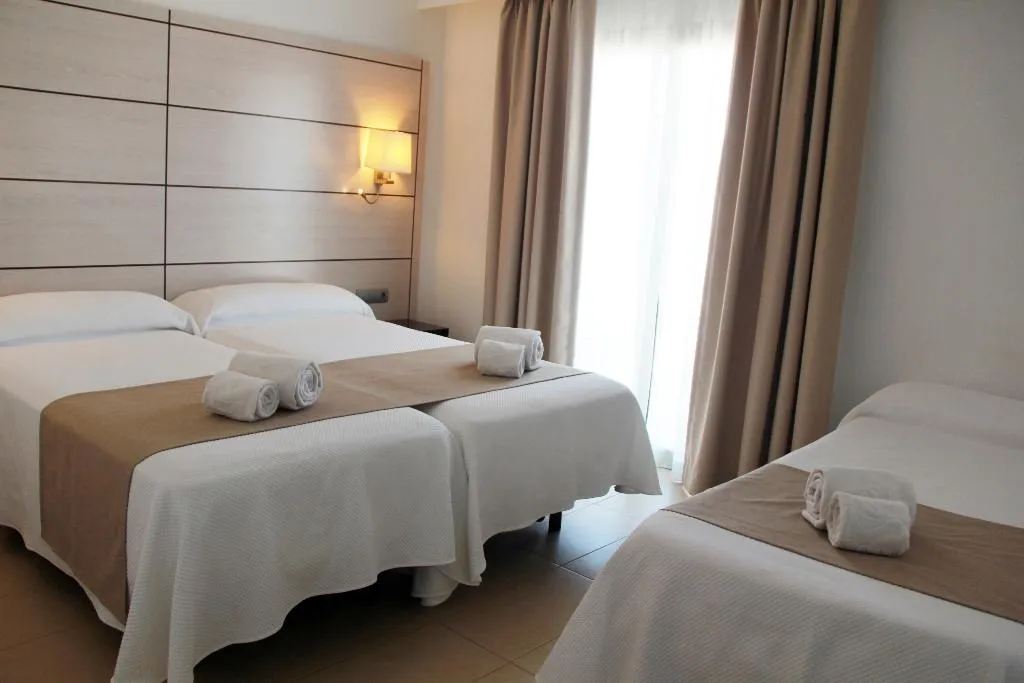 TRIPLE STANDARD Room, Hotel Puchet Ibiza, Ibiza