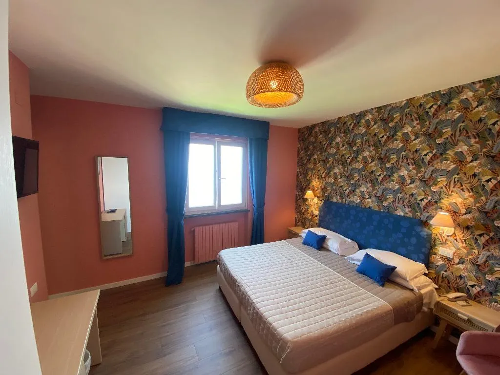 DOUBLE SUPERIOR Room, Hotel Villa  Lubrense Sorrento, Naples