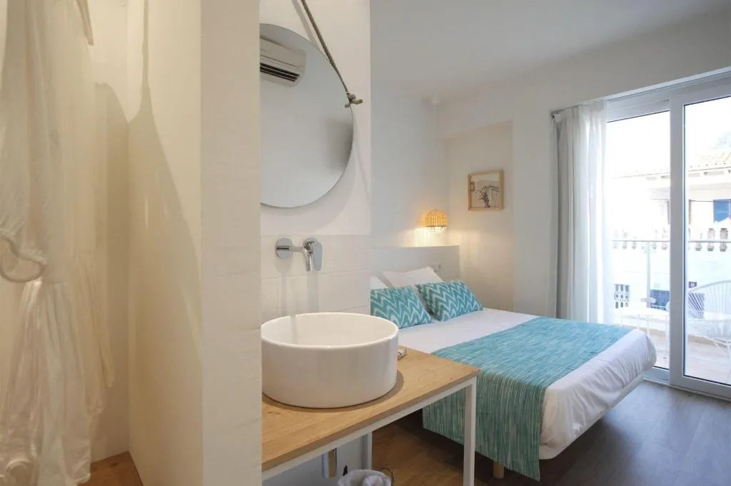 Room, Petit Rocamar, Majorca
