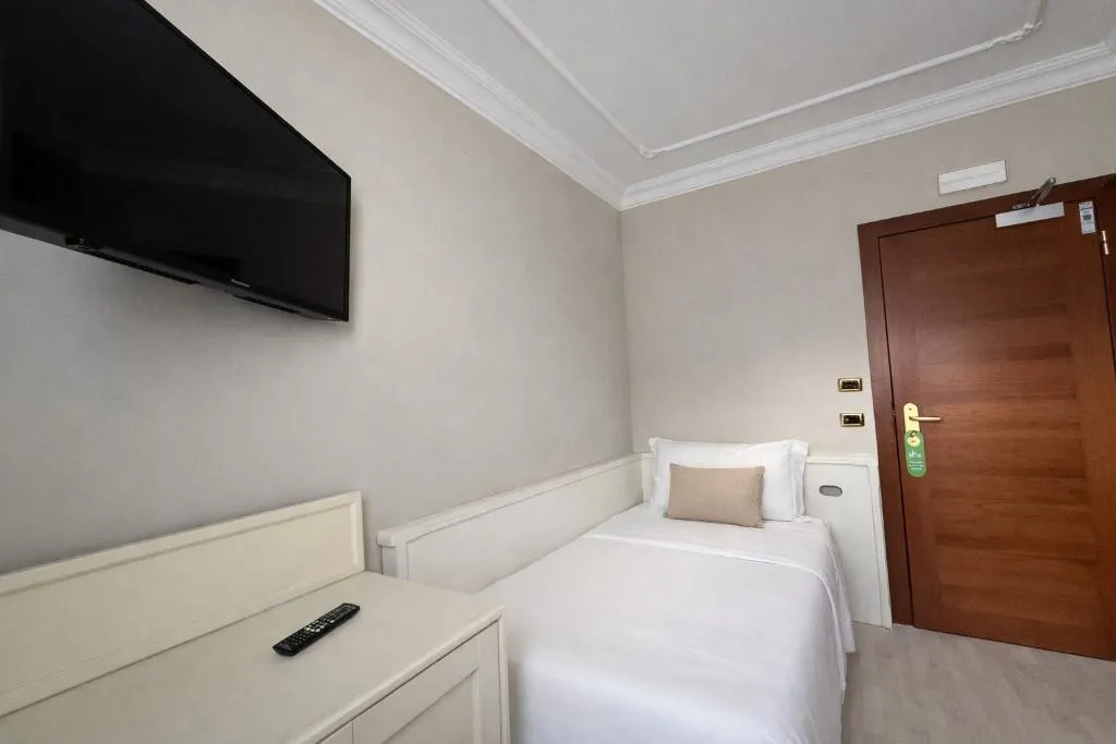 SINGLE STANDARD Room, Hotel President Venice, Venice