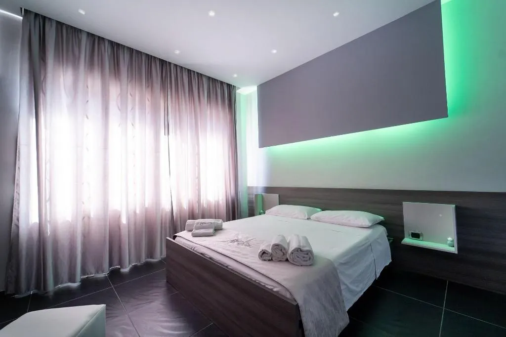 Room, Al Campanile H. Napoli Centro, Naples