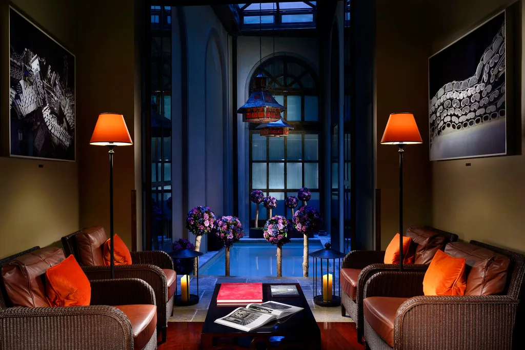 Lobby, L'Orologio, Florence
