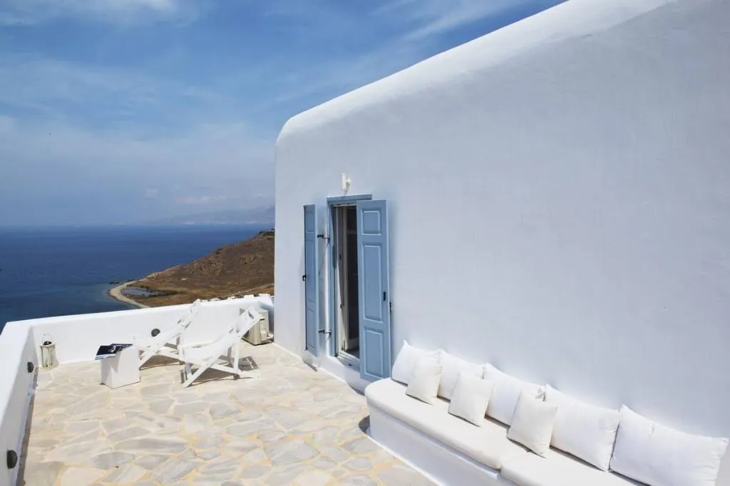 VILLA CLASSIC Room, White Rock Suites & Villas, Mykonos