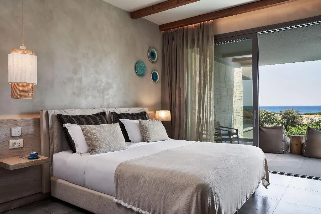 Double or Twin SIDE SEA VIEW Room, Atlantica Dreams Resort, Rhodes