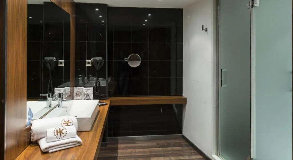 SINGLE STANDARD Room, Catalonia Ramblas, Barcelona