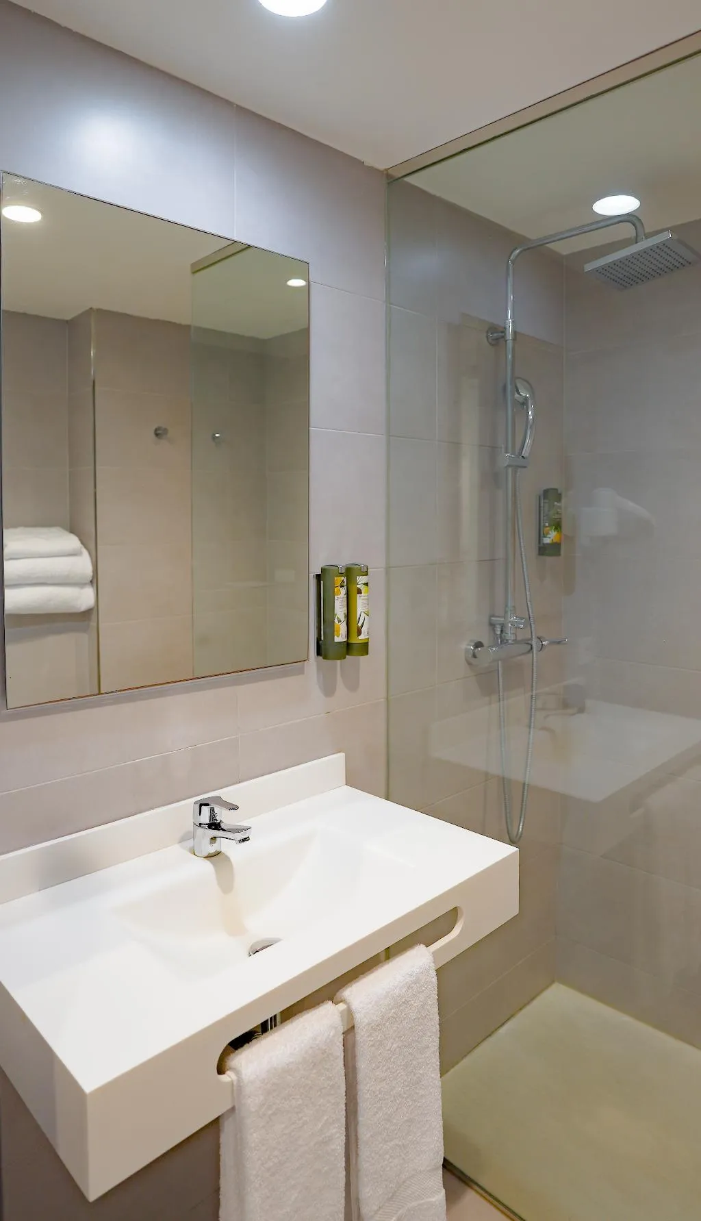DOUBLE SINGLE USE WITH VIEWS Room, Isla Mallorca & Spa, Majorca