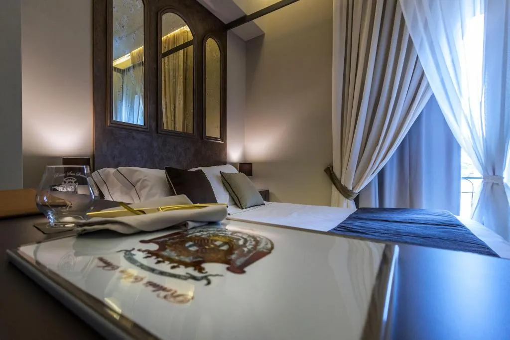 Room, Relais San Severo, Naples