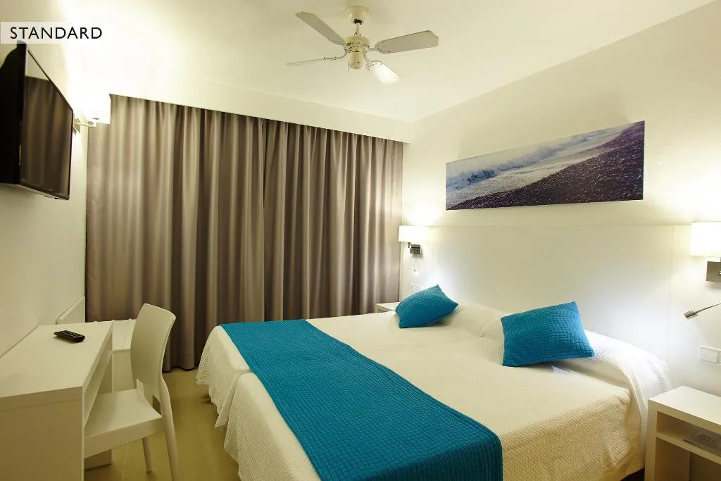 Room, Aparthotel Nereida, Ibiza