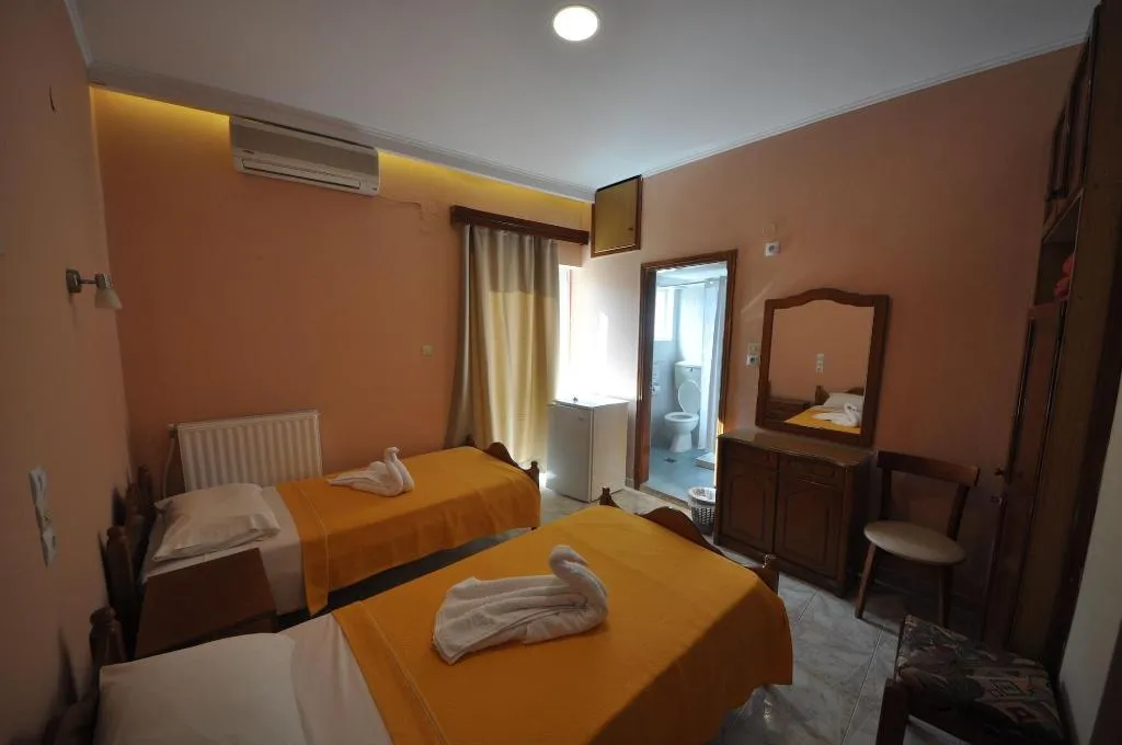 Room, Family Bikakis, Crete