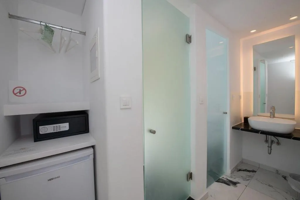 Room, Bianco A Nero, Mykonos