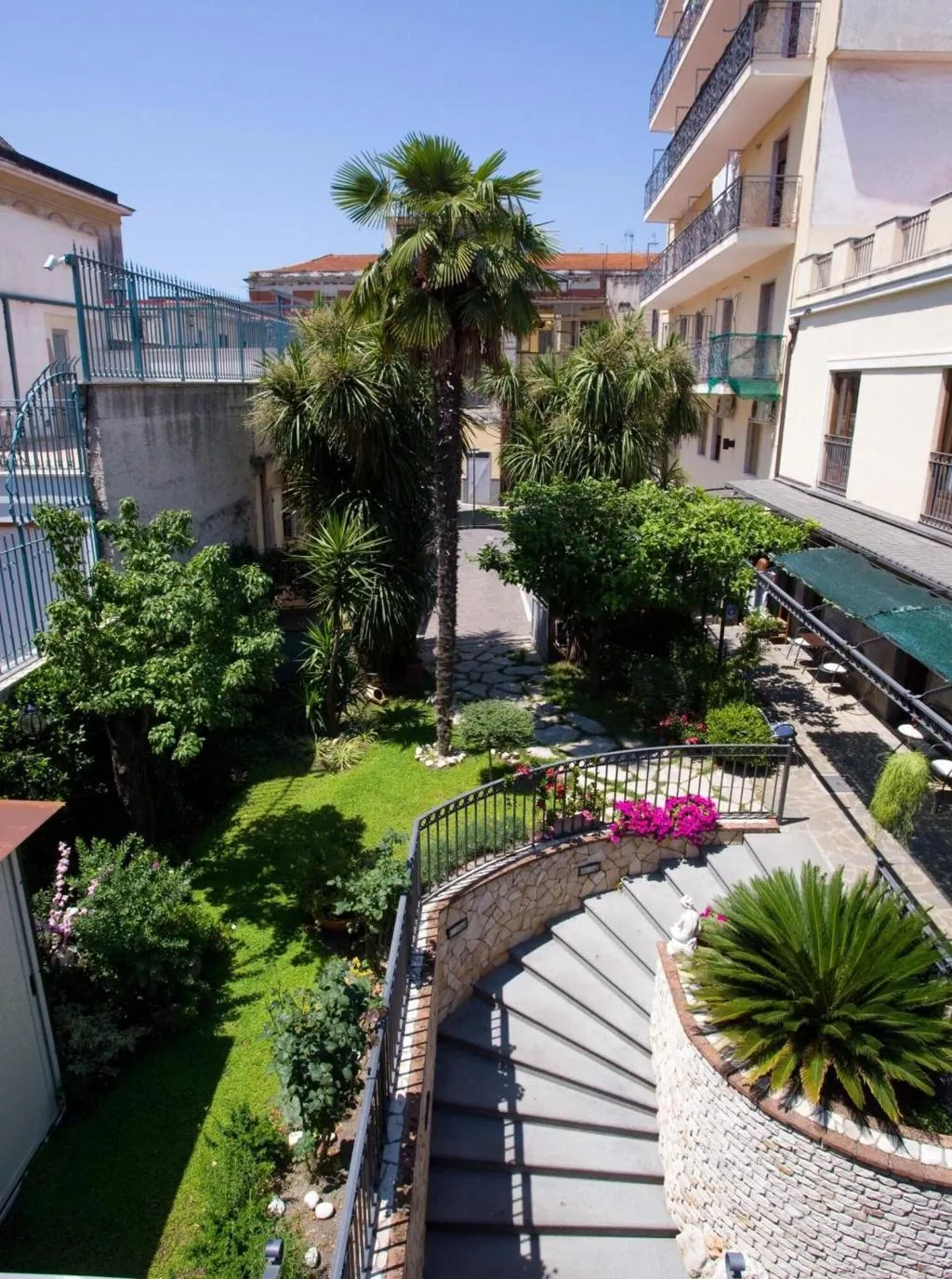 General view, Albergo Pace, Naples