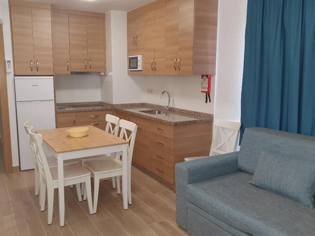 APARTMENT TWO BEDROOMS Room, Apartamentos Stella Maris Marcari SL, Costa Del Sol