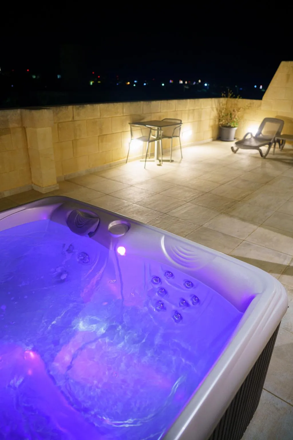 DOUBLE WITH JACUZZI Room, Villa Dei Venti, Gozo