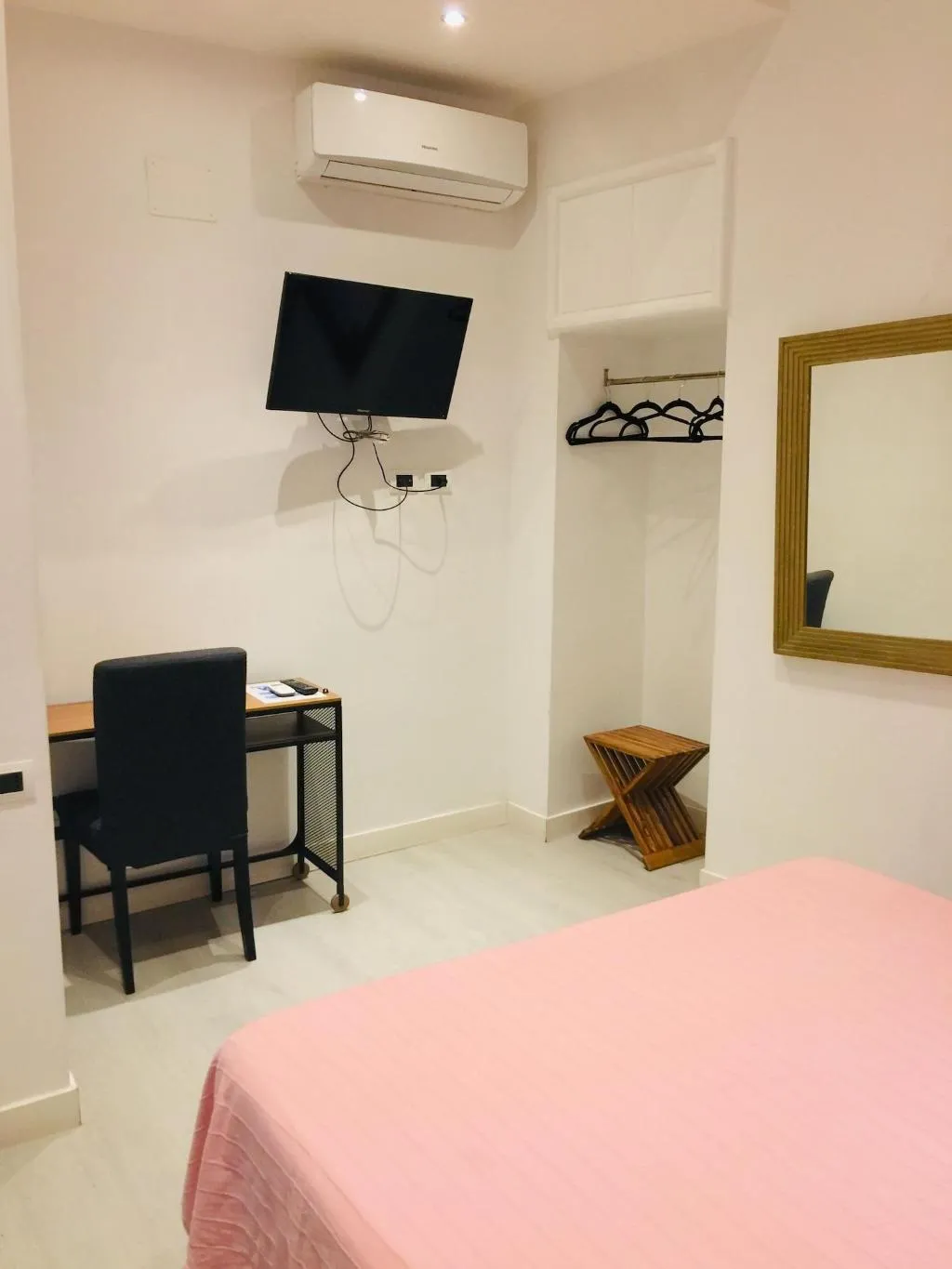 Room, B&B Neapolis Bellini, Naples