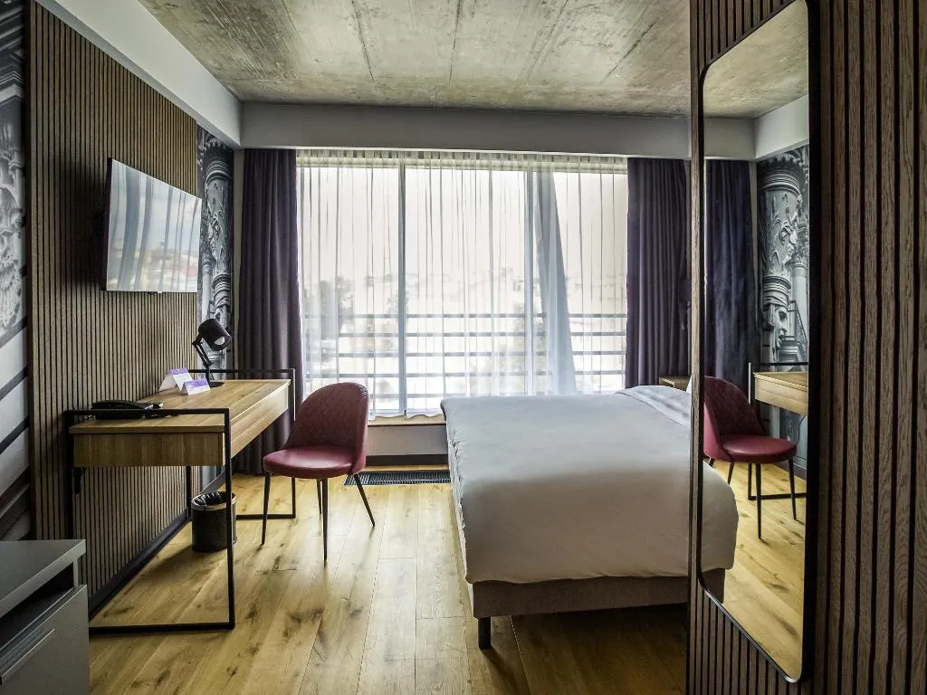 DOUBLE CLASSIC DOUBLE BED Room, Mercure Riga Centre, Riga