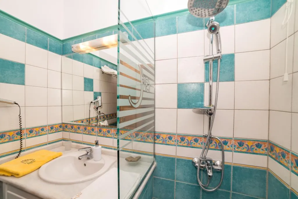 SUITE SIDE SEA VIEW TWO BEDROOMS Room, Andreolas Luxury Suites, Zante