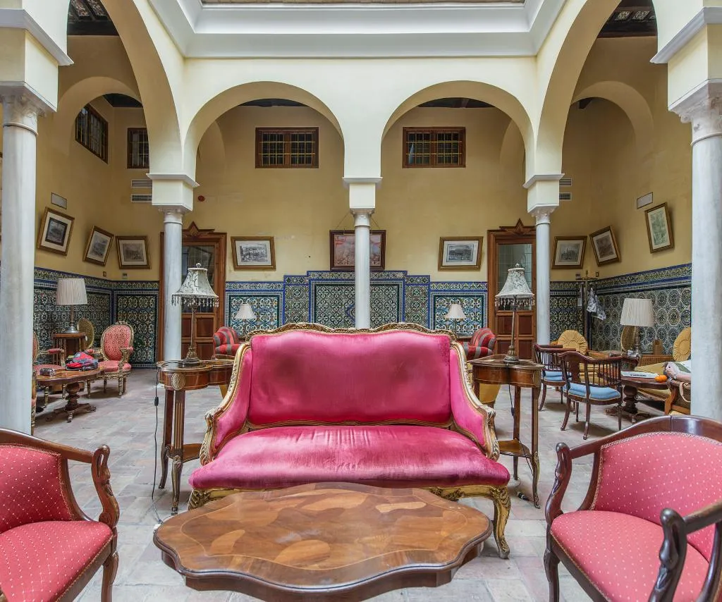 Lobby, Casas de la Juderia, Seville