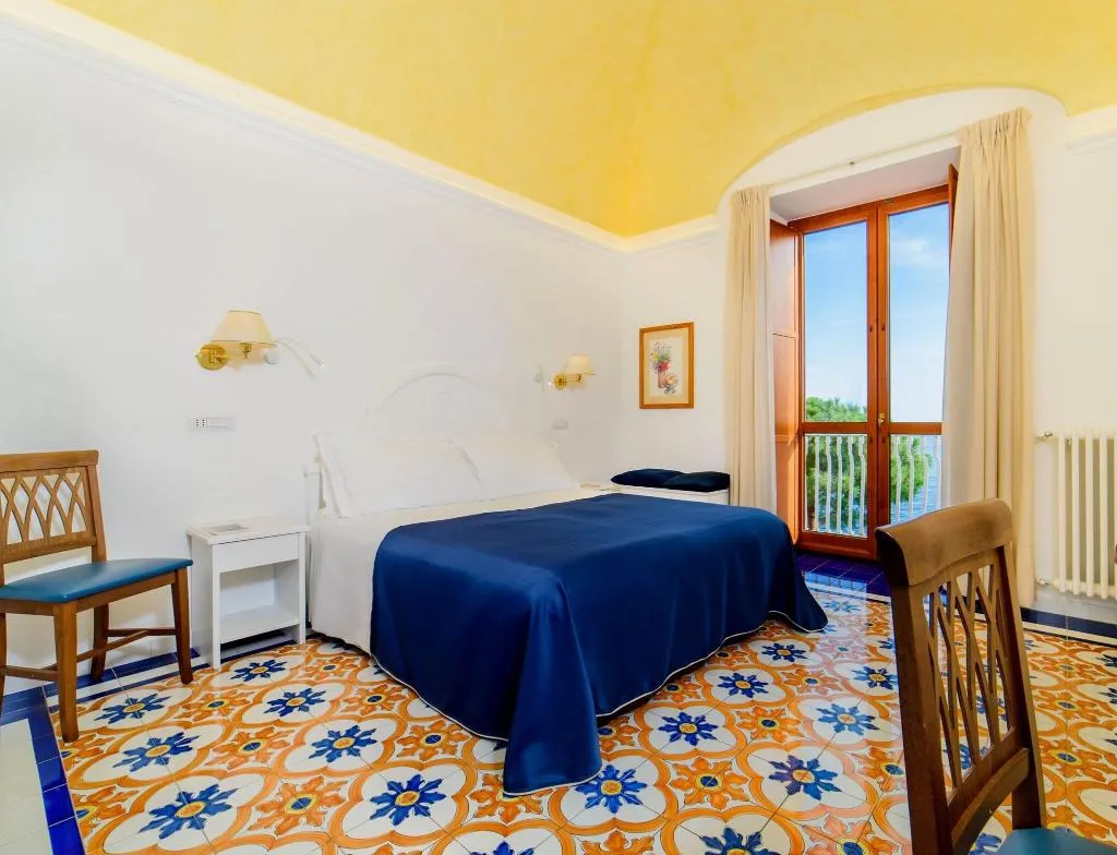 Double or Twin SUPERIOR Room, La Bussola, Naples