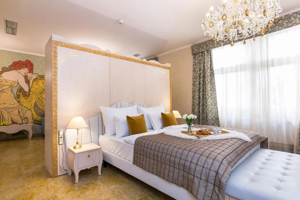 SUITE DELUXE Room, Hotel Caruso Old Town Prague, Prague