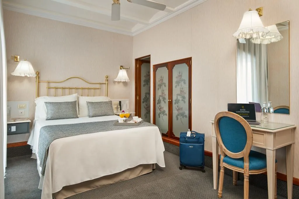 DOUBLE QUEEN SIZE BED Room, Continental Barcelona Hotel, Barcelona
