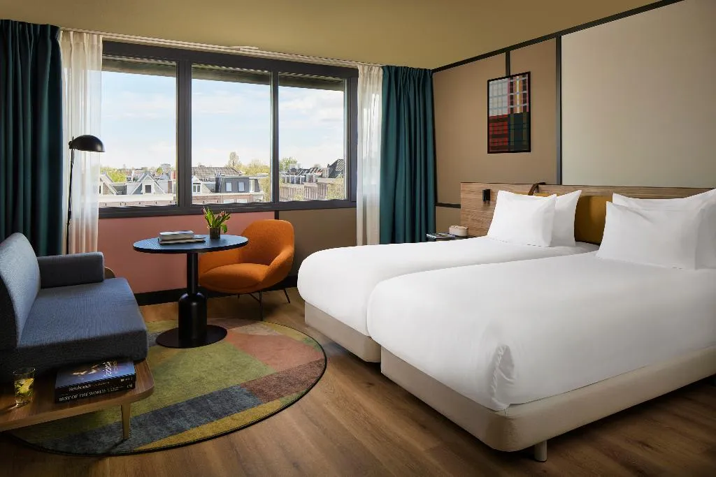 Room, Avani Museum Quarter Amsterdam Hotel-previously NH, Amsterdam