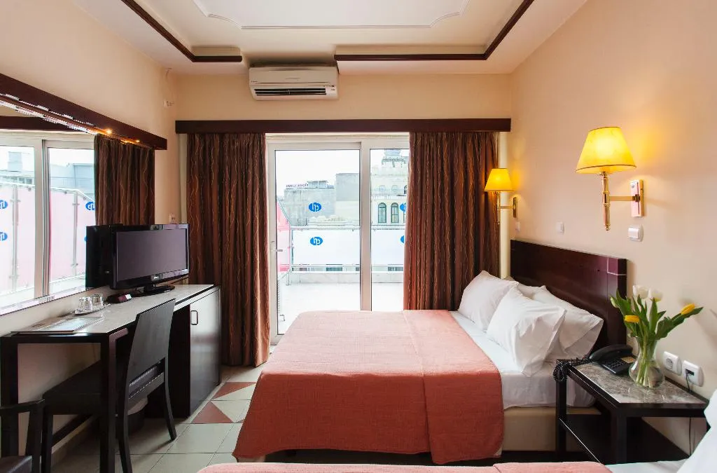 TRIPLE STANDARD Room, Pythagorion, Athens