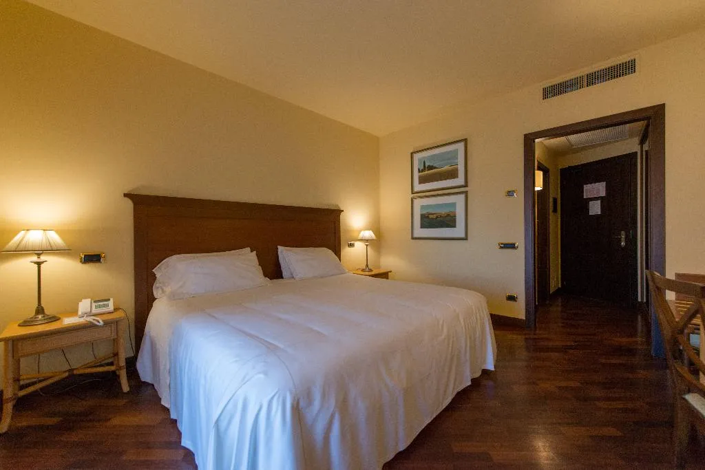 Double or Twin STANDARD Room, Grand Hotel Baia Verde, Catania