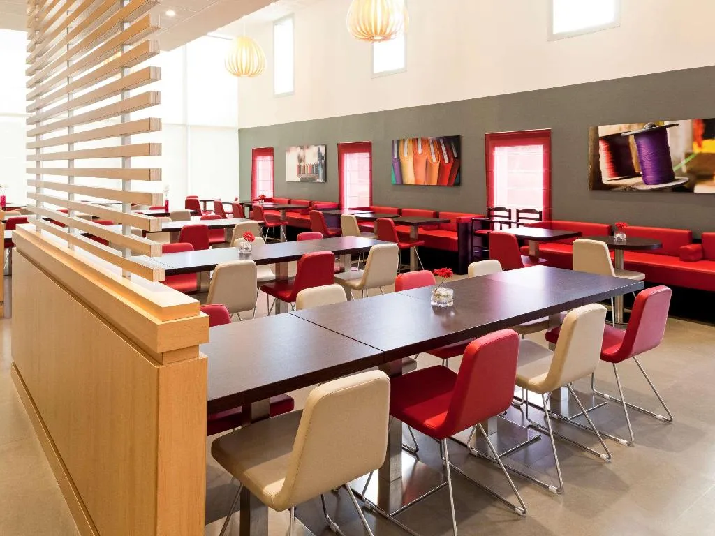 Restaurant, ibis Barcelona Santa Coloma, Barcelona