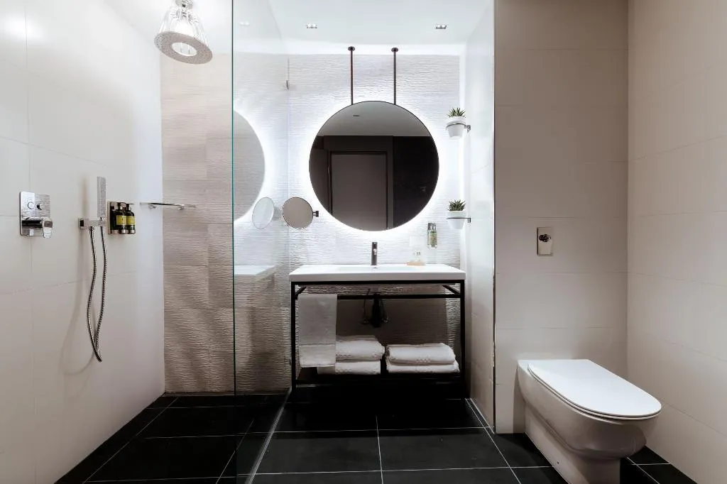 Double or Twin SUPERIOR Room, The Embassy Valletta Hotel, Malta