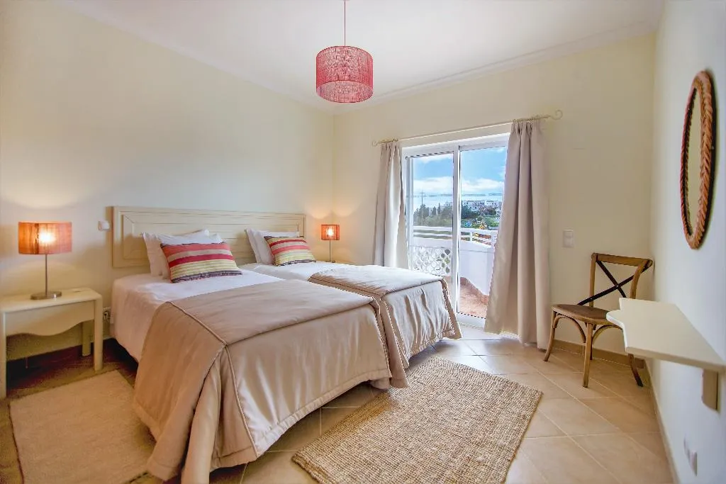 VILLA THREE BEDROOMS Room, Clube Albufeira Garden Village, Algarve