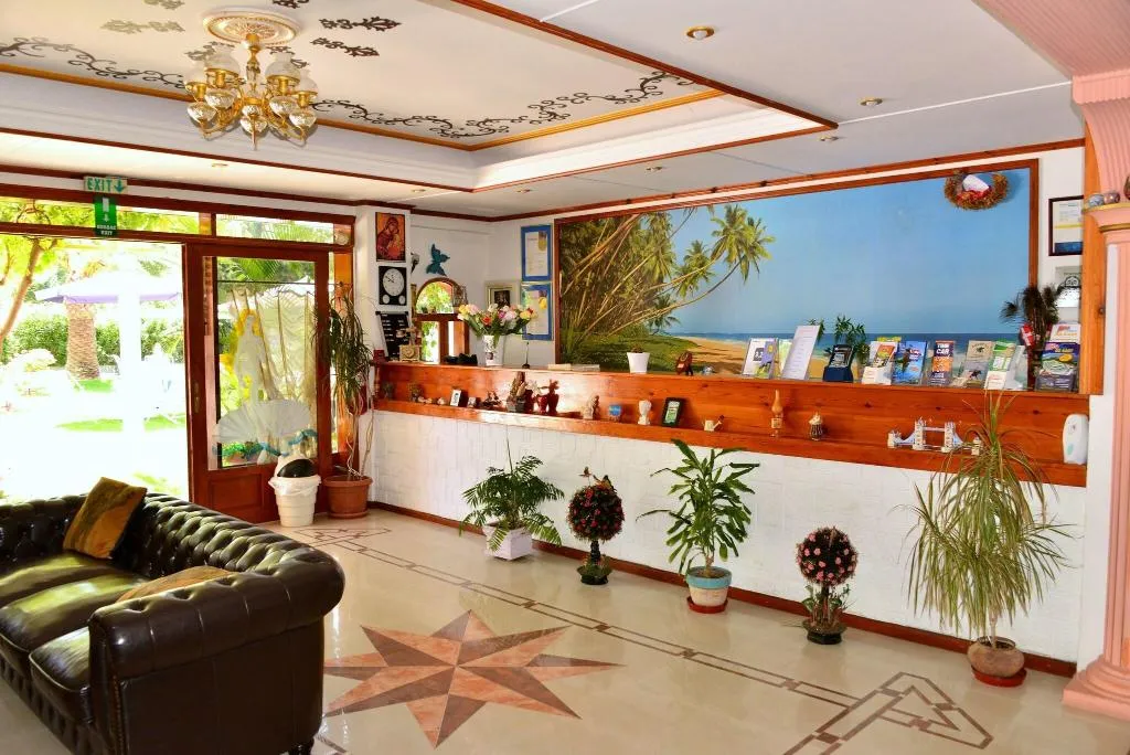Lobby, Sun City, Crete