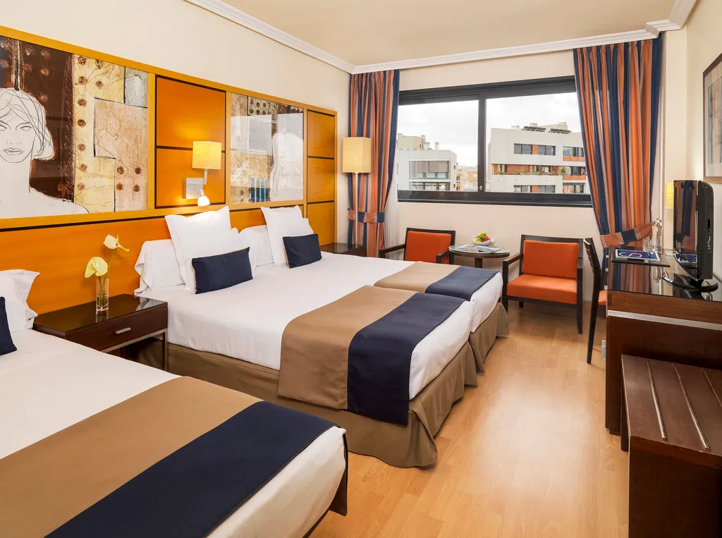 TWIN STANDARD Room, H10 Marina Barcelona, Barcelona
