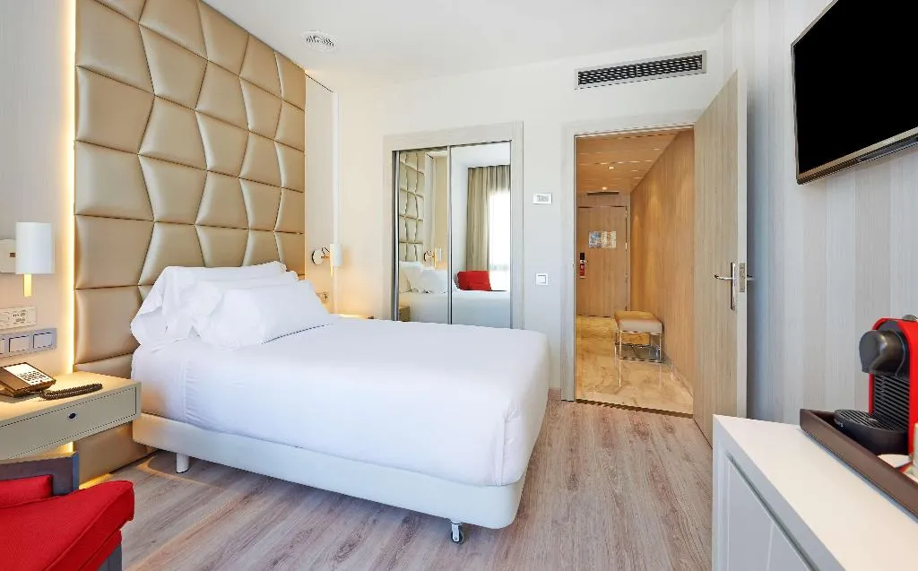 SINGLE SUPERIOR Room, NH Collection Barcelona Podium, Barcelona