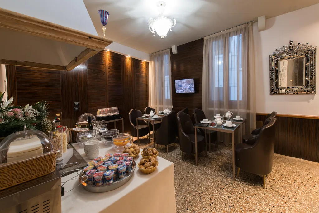 Lobby, Leon Bianco On The Grand Canal, Venice