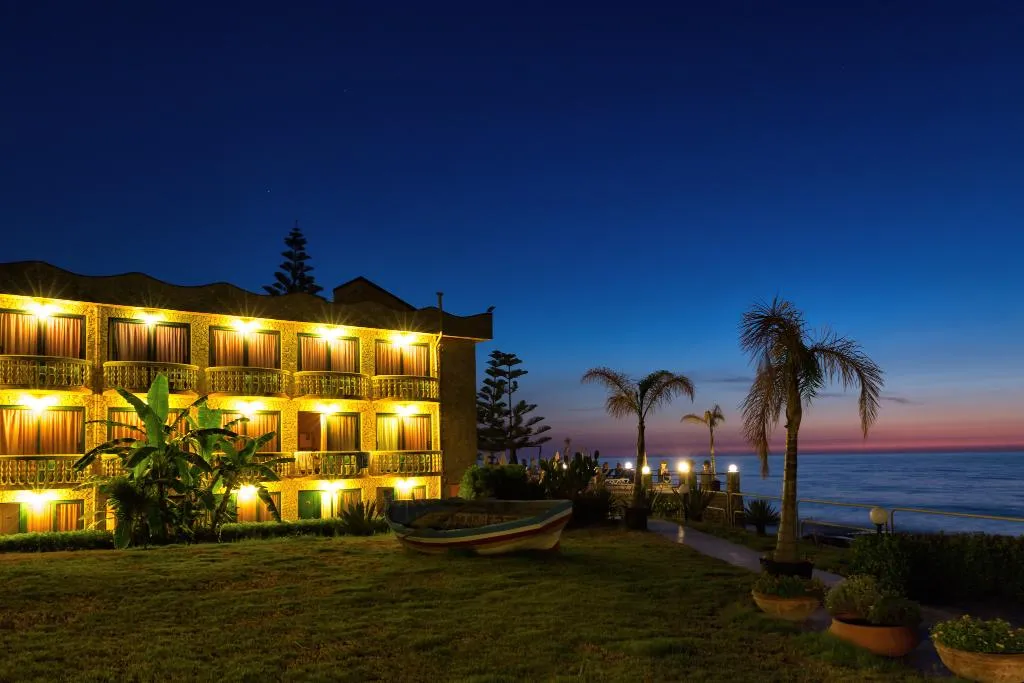 General view, Hotel La Playa Blanca, Palermo
