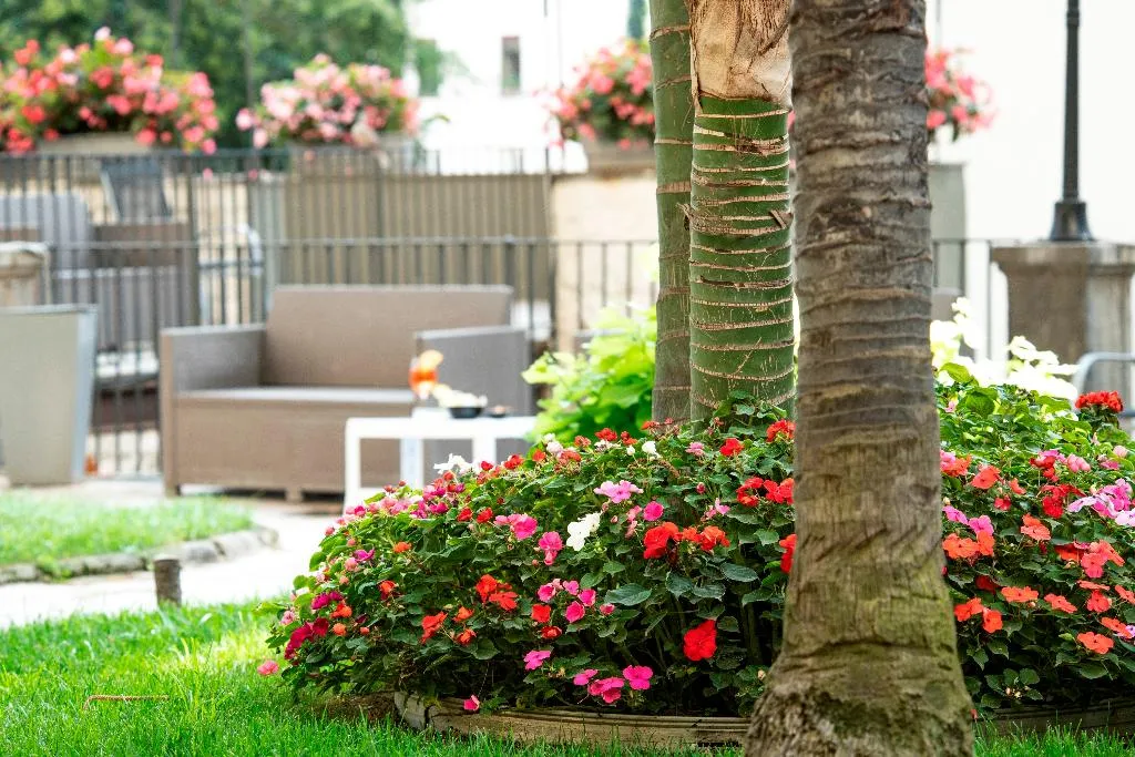 Terrace, Villa Elisio Hotels & Spa, Naples