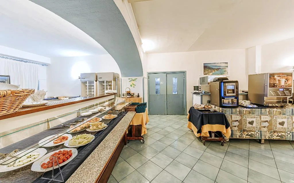 Restaurant, Galidon Wellness Park & SPA, Naples