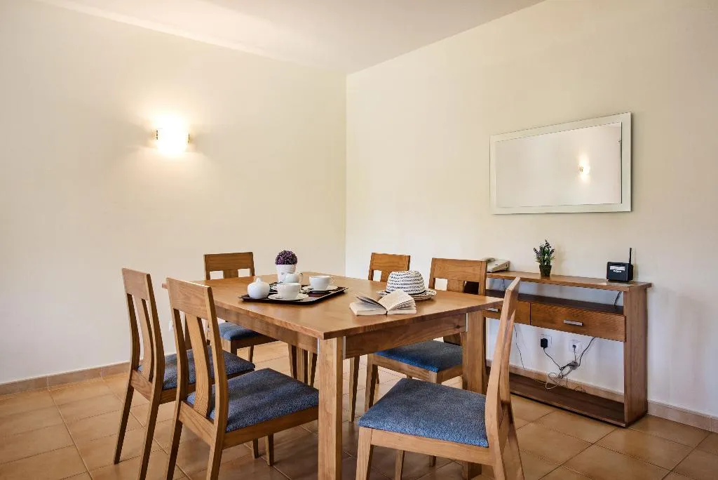 APARTMENT THREE BEDROOMS Room, Jardim da Meia Praia, Algarve