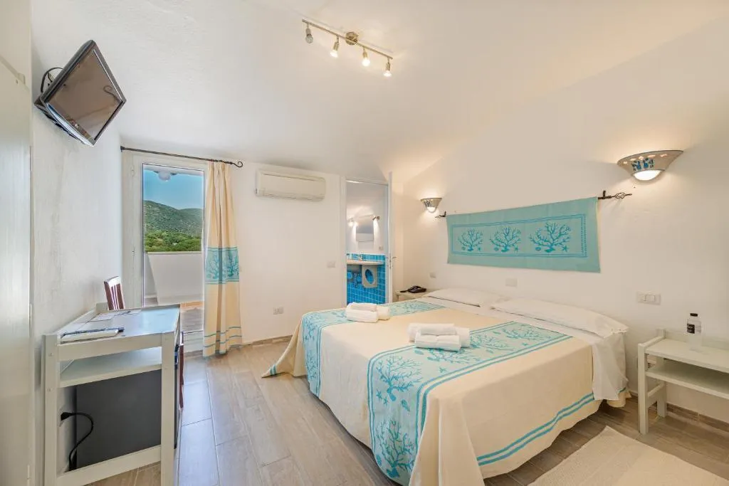 Double or Twin STANDARD Room, Hotel Le Mimose, Olbia
