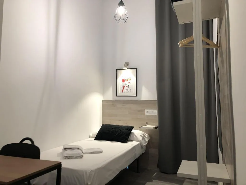 Room, Hostal Rias Bajas, Madrid