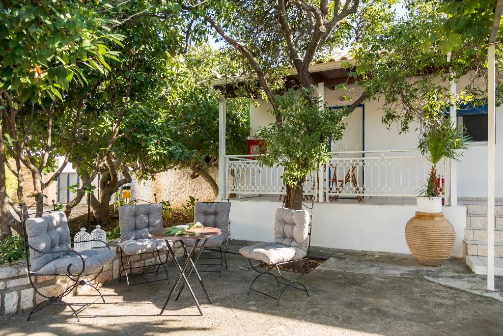 General view, Villa Ganios, Kalamata