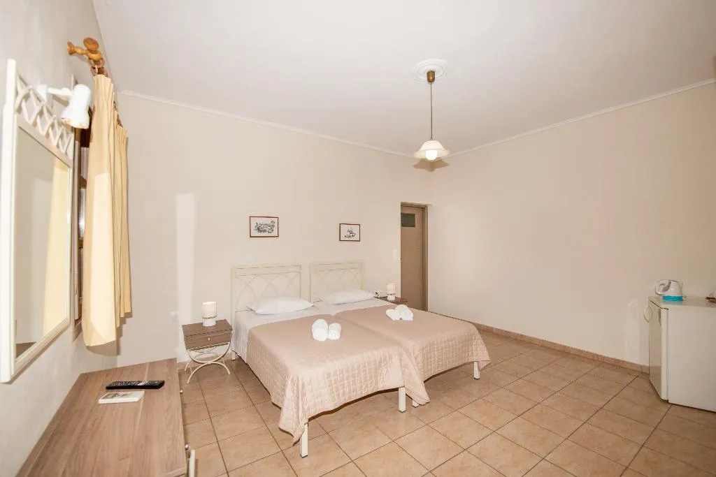 SINGLE STANDARD Room, Enjoy Villas, Santorini