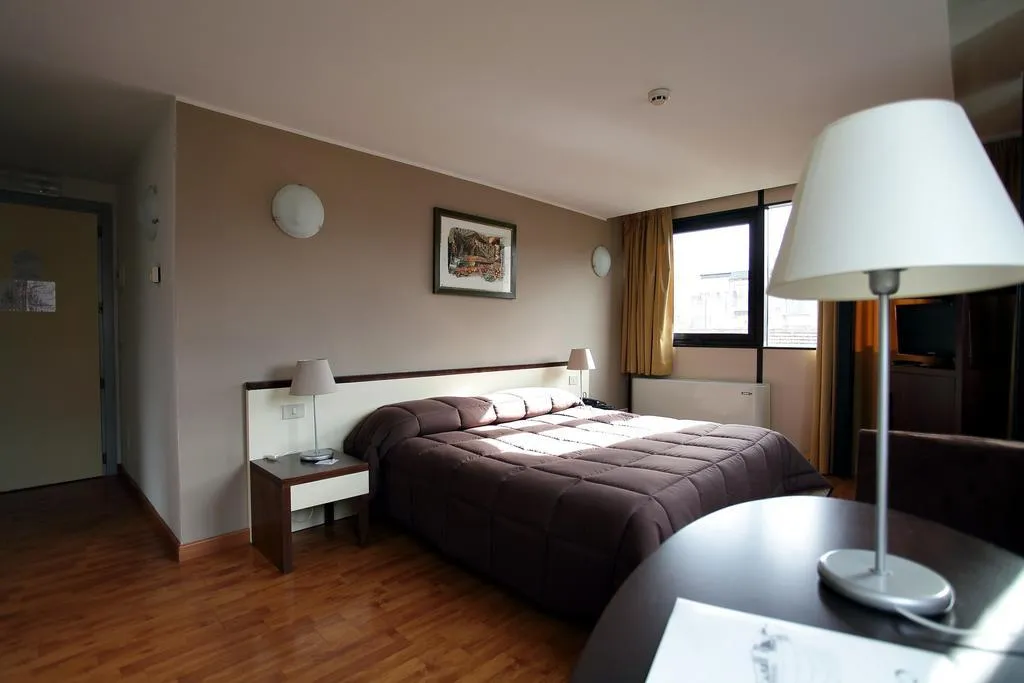 DOUBLE STANDARD Room, Cristal Hotel Palermo, Palermo