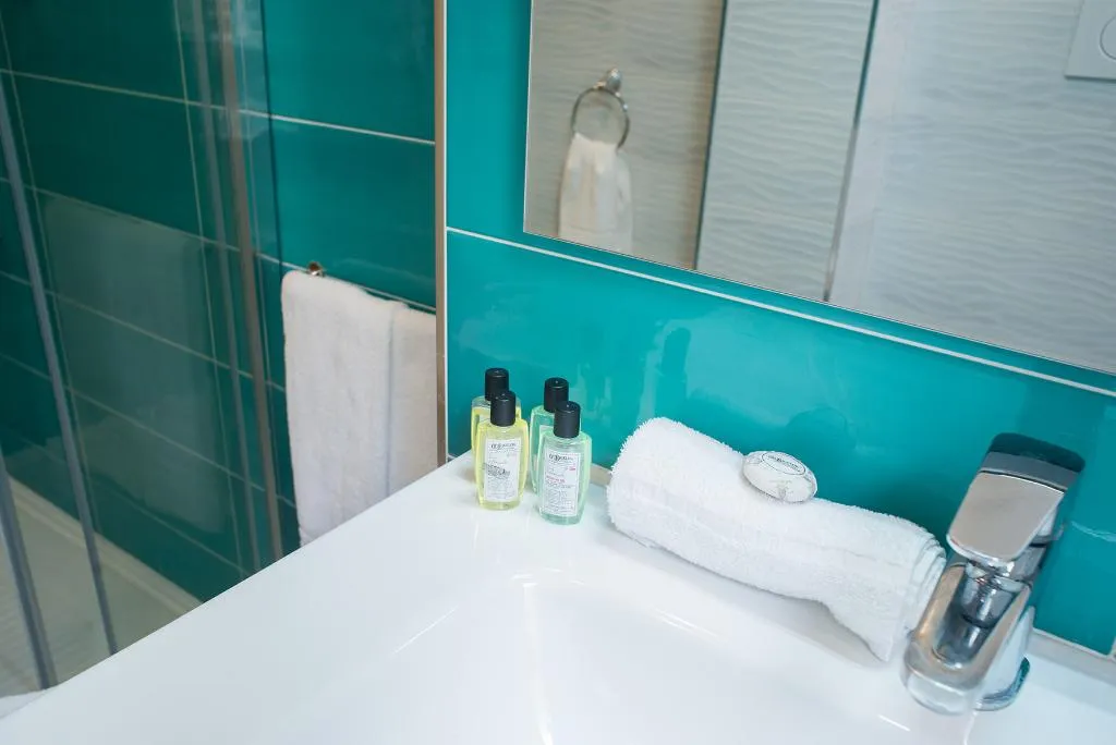 APARTMENT CAPACITY 3 Room, Residenza Flegrea, Naples