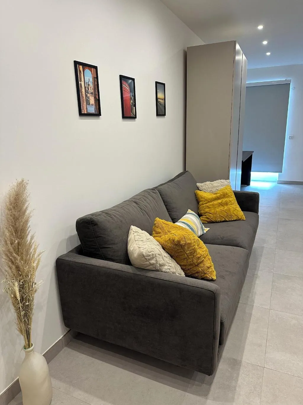 Room, The Central Guesthouse, Malta