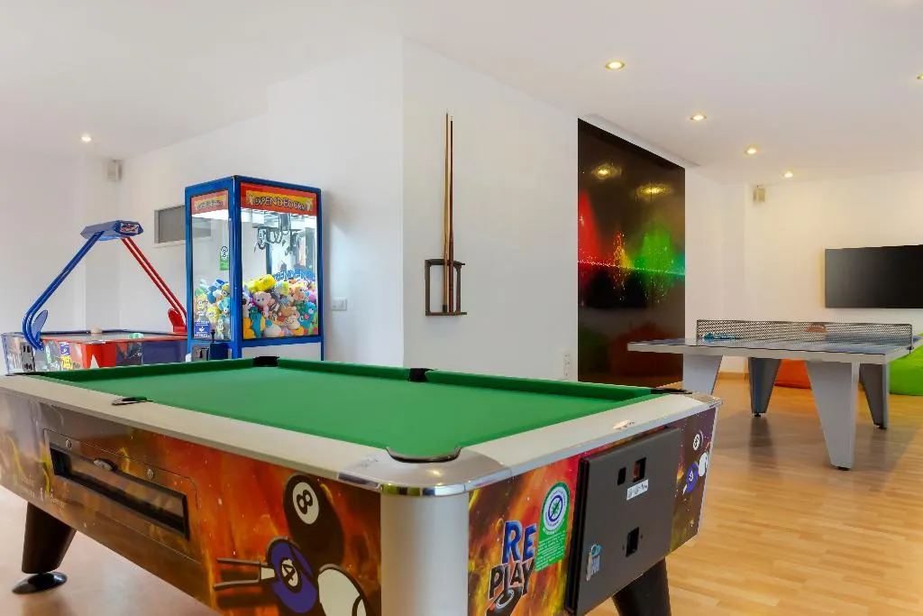 Sports and Entertainment, Hilton Vacation Royal Sunset Beach Club Tenerife, Tenerife
