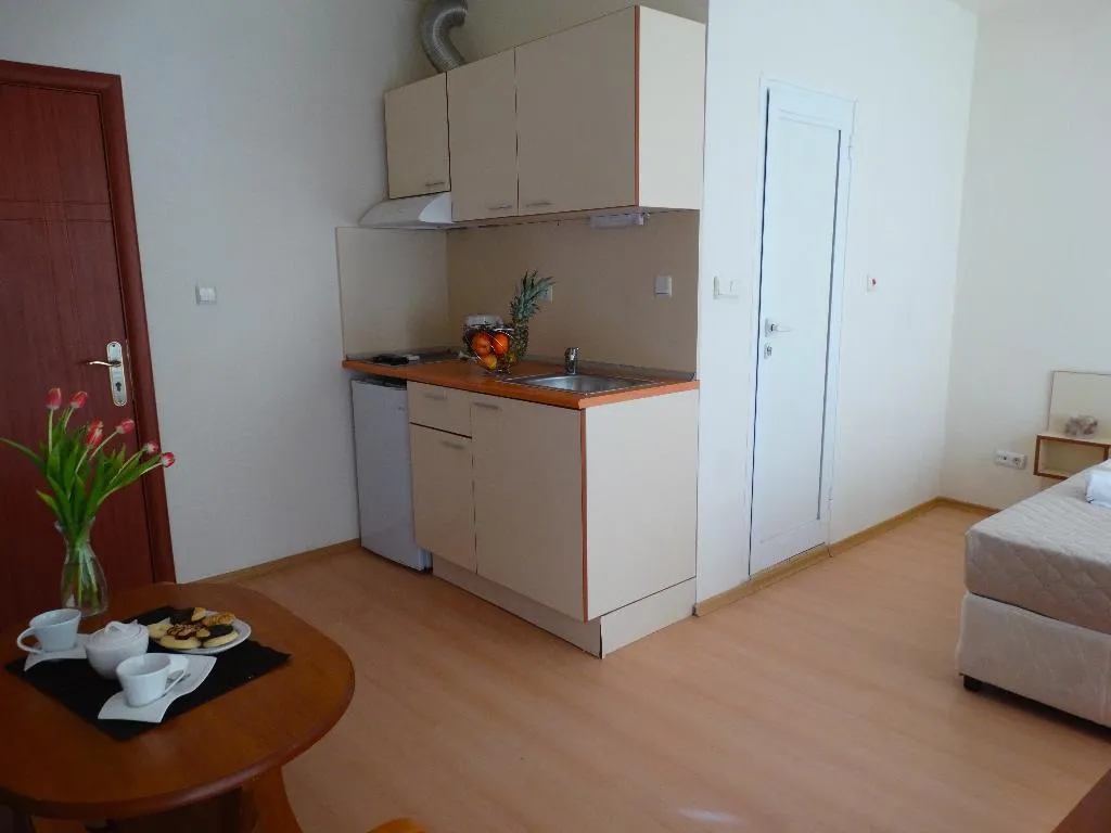 STUDIO STANDARD Room, Rainbow 2 holiday complex, Bourgas